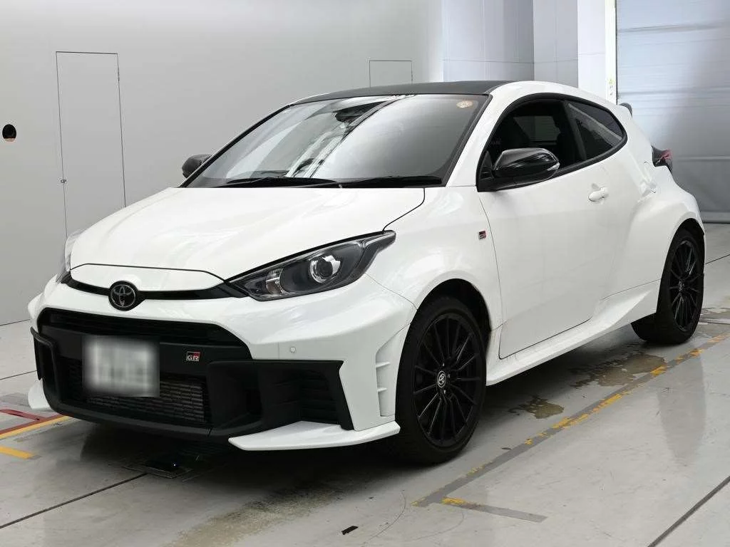 Toyota GR Yaris GXPA16 2025